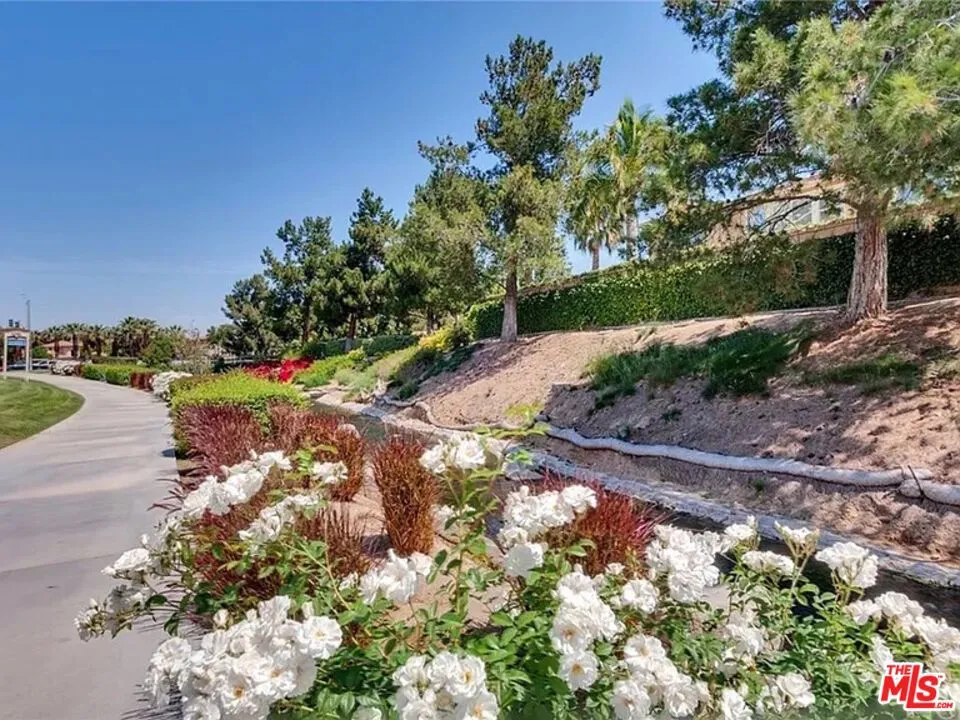 11563 Trailway Drive Riverside, CA 92505