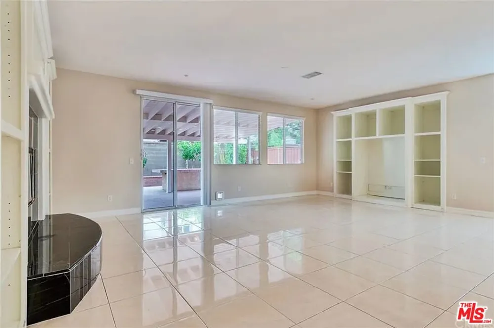 11563 Trailway Drive Riverside, CA 92505