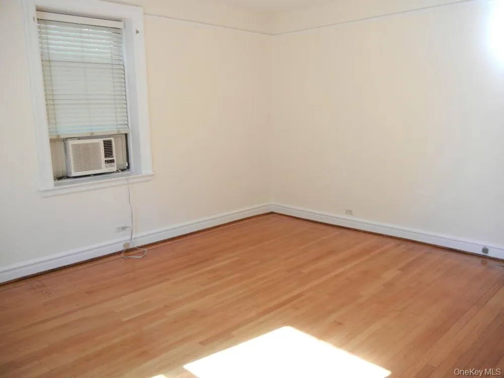 14 Chatsworth Avenue #2B Larchmont, NY 10538