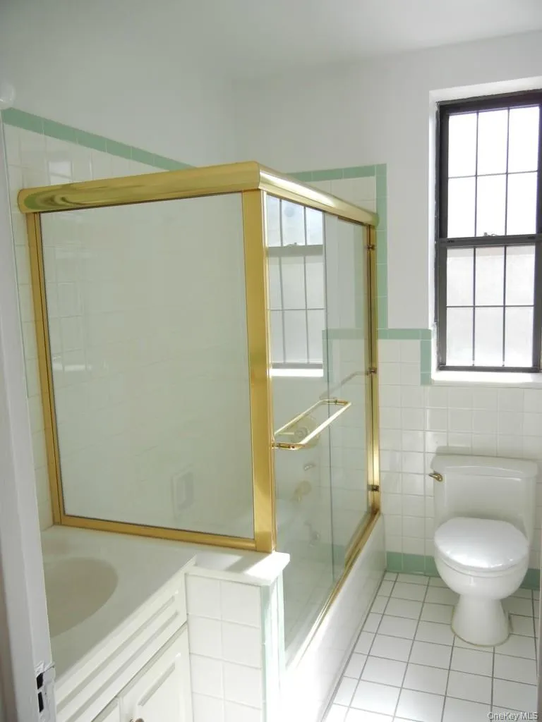14 Chatsworth Avenue #2B Larchmont, NY 10538