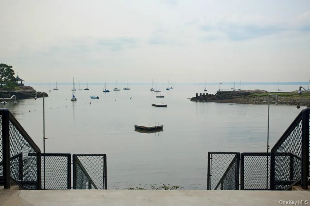 14 Chatsworth Avenue #2B Larchmont, NY 10538
