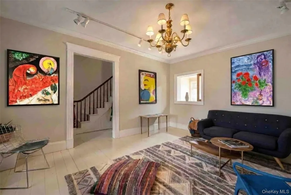 556 State Street Hudson, NY 12534