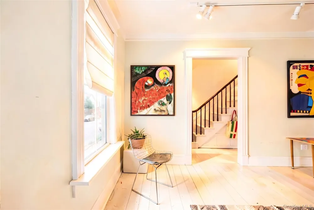556 State Street Hudson, NY 12534