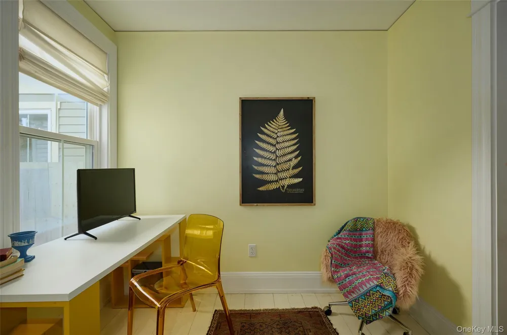 556 State Street Hudson, NY 12534