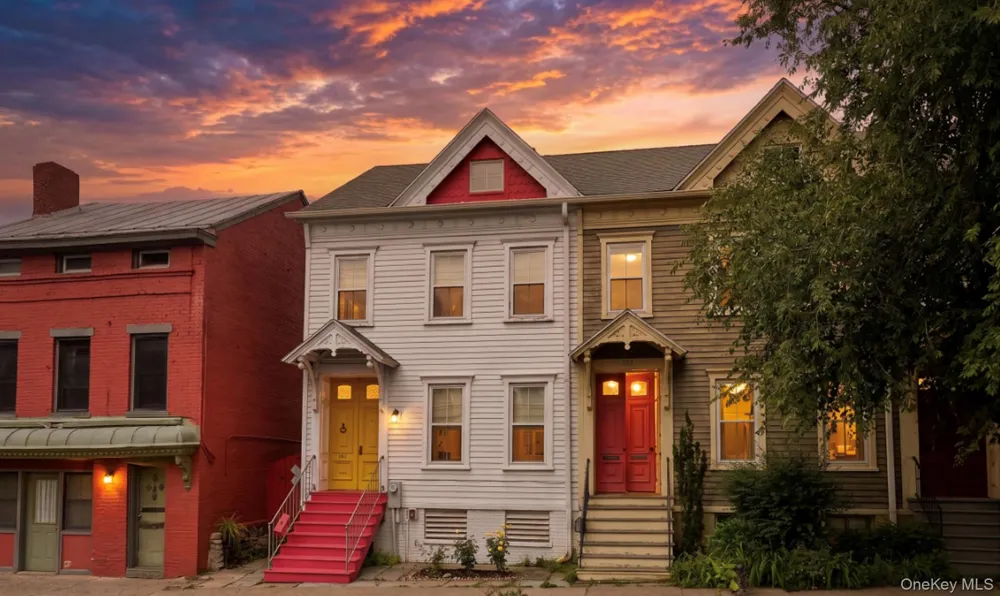 556 State Street Hudson, NY 12534
