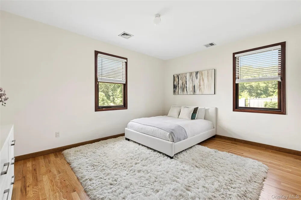 52 Mastro Road Calverton, NY 11933