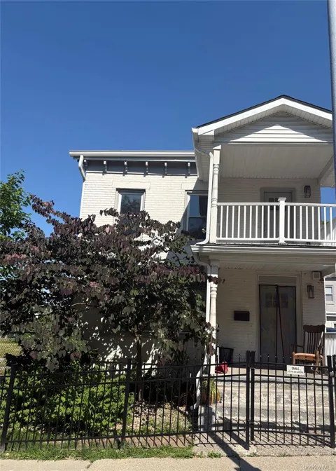 7 S Clinton Street #2