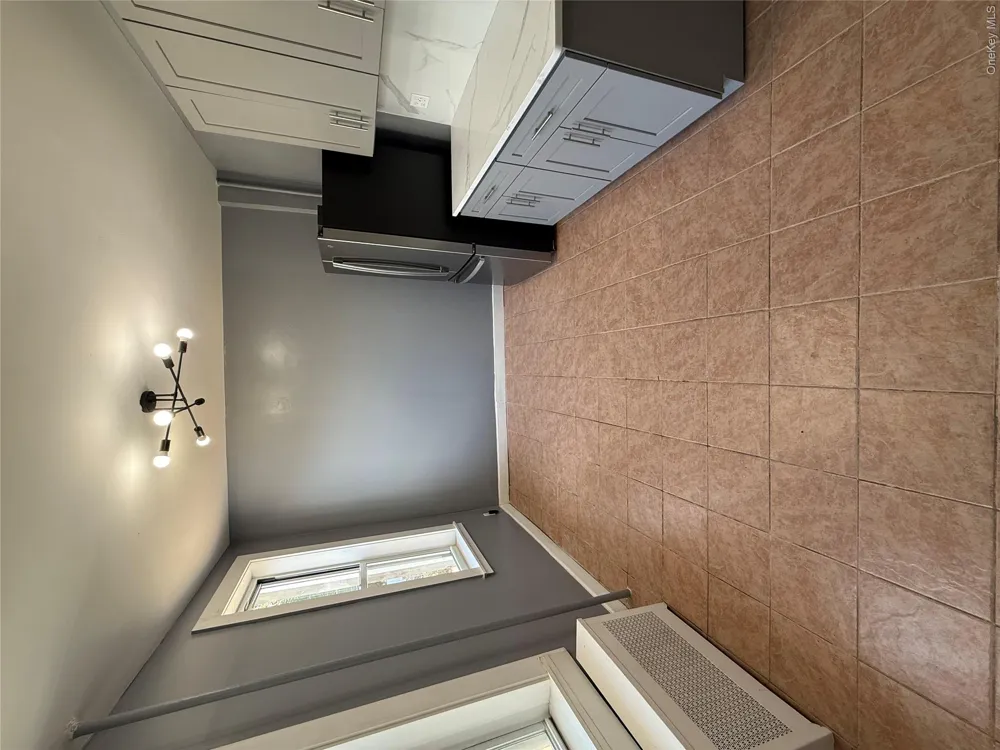 597 E 4th Street #1st Floor Brooklyn, NY 11218