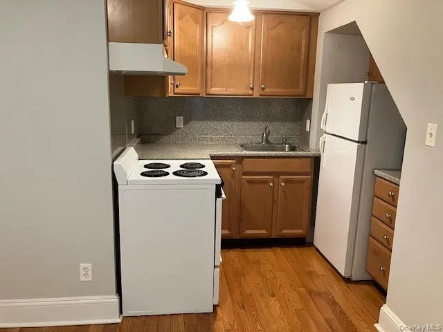 101 Maple Avenue Sea Cliff, NY 11579