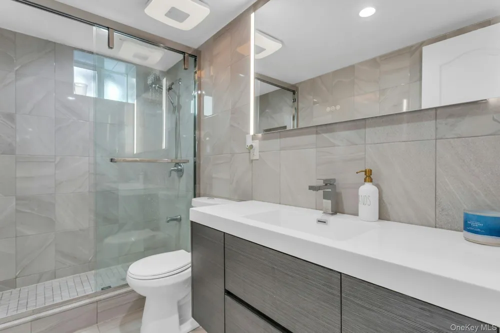 145-75 6th Avenue Whitestone, NY 11357