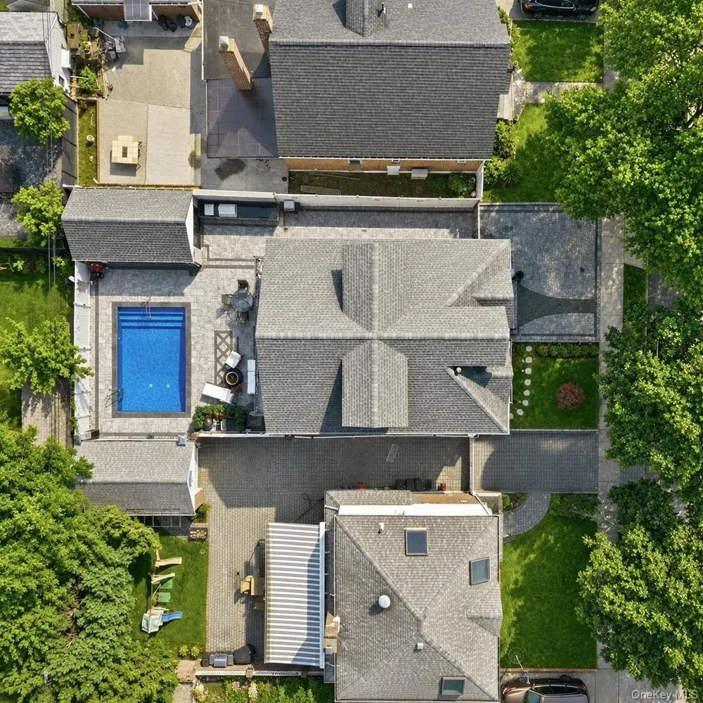 145-75 6th Avenue Whitestone, NY 11357