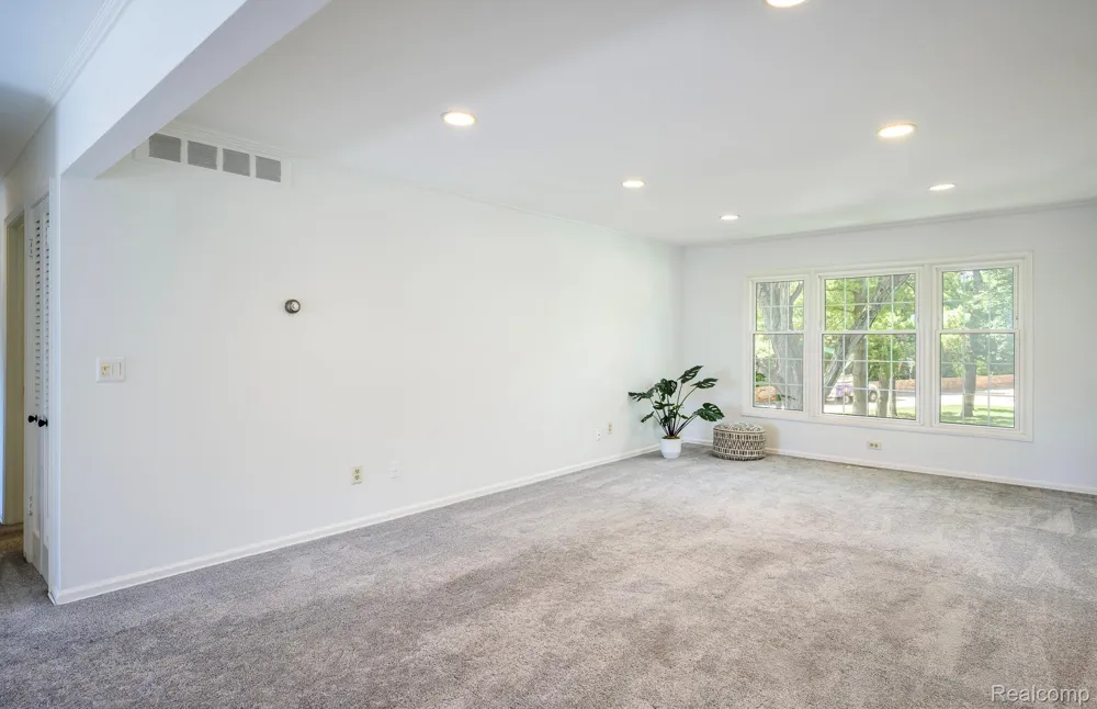 150 Billingsgate Court #Unit D Bloomfield Hills City, MI 48301