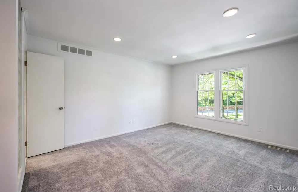 150 Billingsgate Court #Unit D Bloomfield Hills City, MI 48301