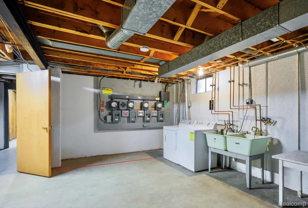 150 Billingsgate Court #Unit D Bloomfield Hills City, MI 48301