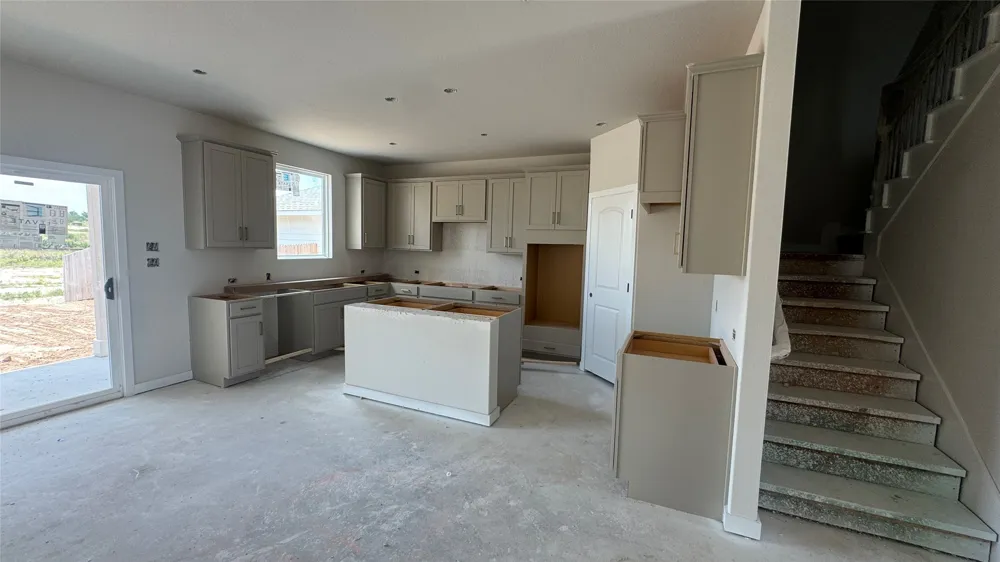 278 Crater Lake Drive Dripping Springs, TX 78620