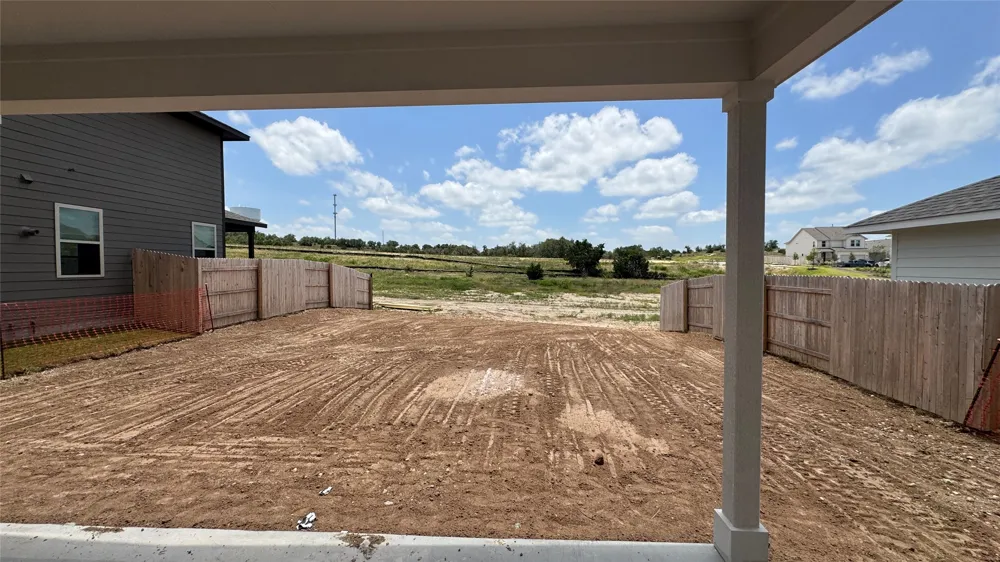 278 Crater Lake Drive Dripping Springs, TX 78620