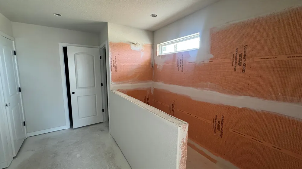278 Crater Lake Drive Dripping Springs, TX 78620
