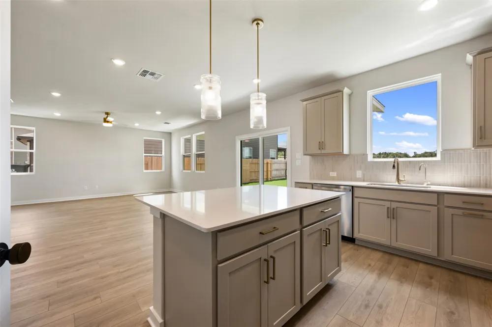 278 Crater Lake Drive Dripping Springs, TX 78620