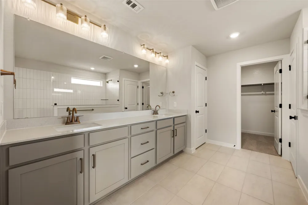 278 Crater Lake Drive Dripping Springs, TX 78620