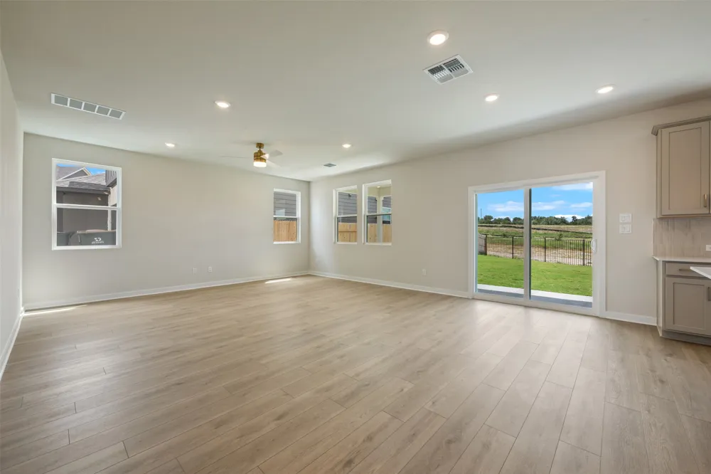 278 Crater Lake Drive Dripping Springs, TX 78620