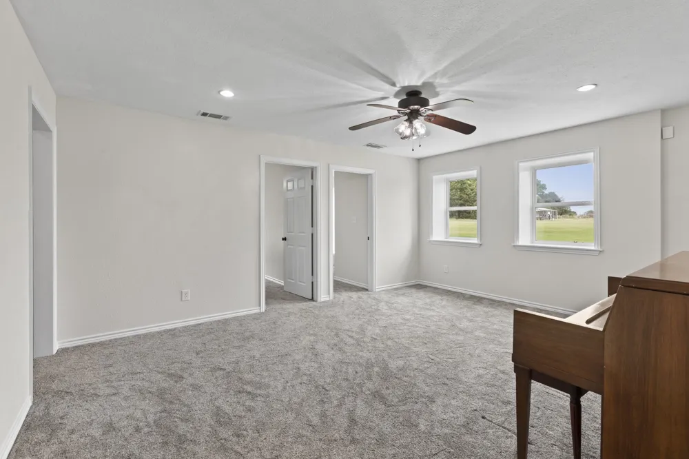 931 VZ County Road 2306 Canton, TX 75103