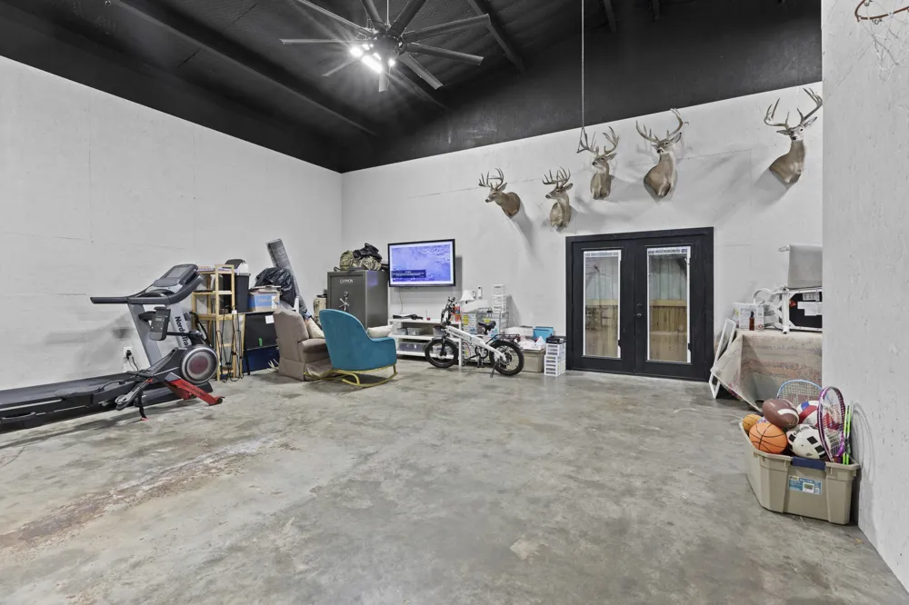 931 VZ County Road 2306 Canton, TX 75103