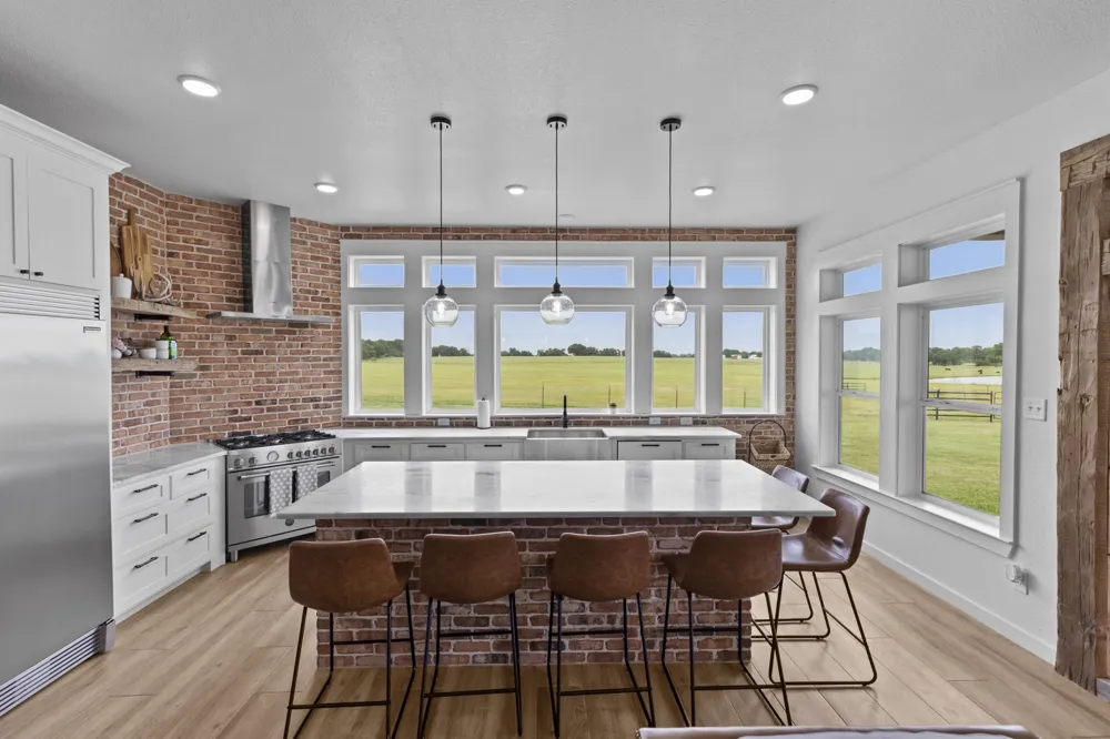 931 VZ County Road 2306 Canton, TX 75103