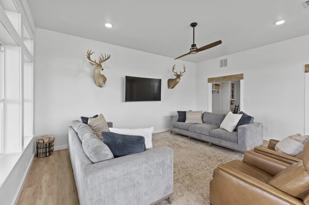 931 VZ County Road 2306 Canton, TX 75103