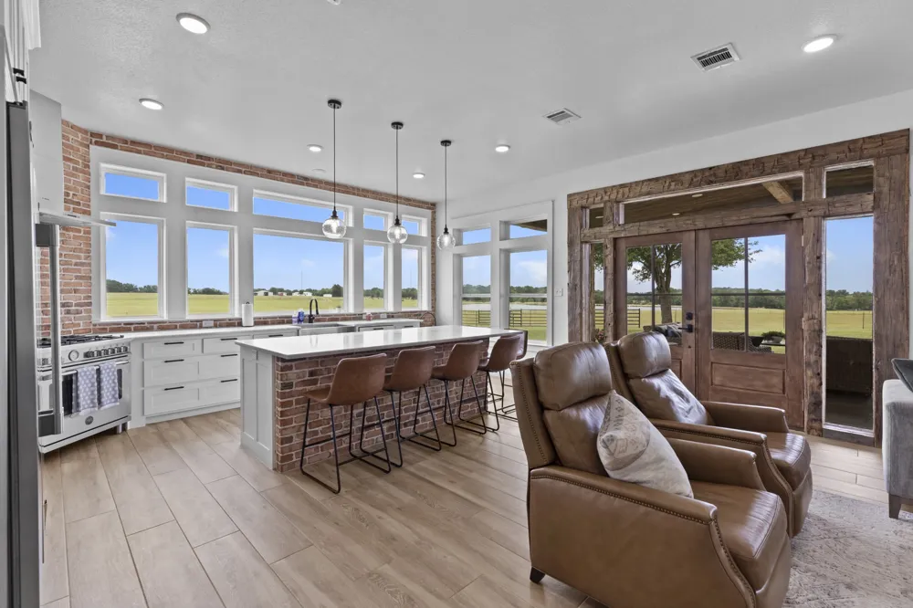 931 VZ County Road 2306 Canton, TX 75103