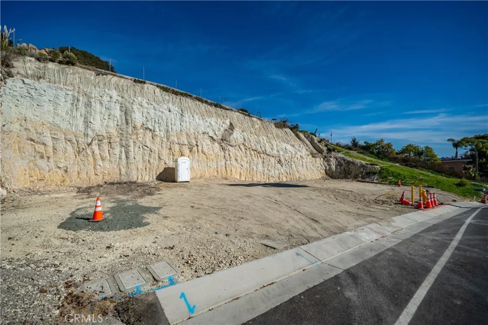 Hanford Pismo Beach, CA 93449