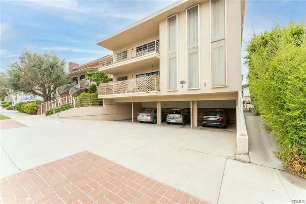 943 19th Santa Monica, CA 90403
