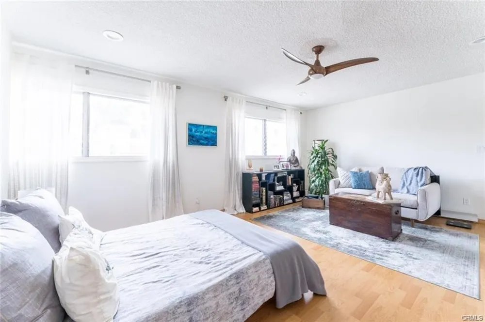 943 19th Santa Monica, CA 90403