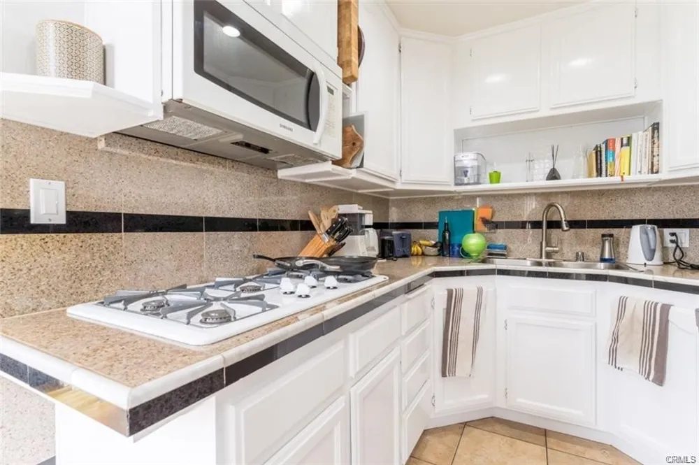 943 19th Santa Monica, CA 90403