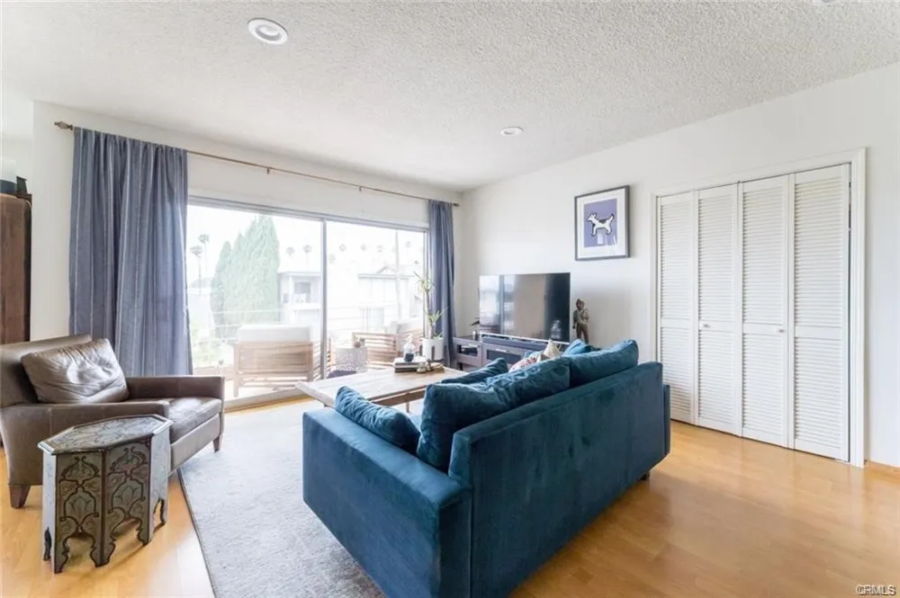 943 19th Santa Monica, CA 90403