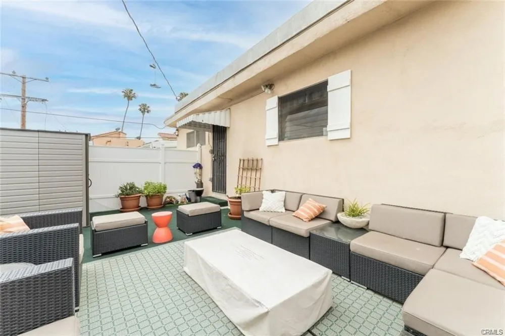 943 19th Santa Monica, CA 90403