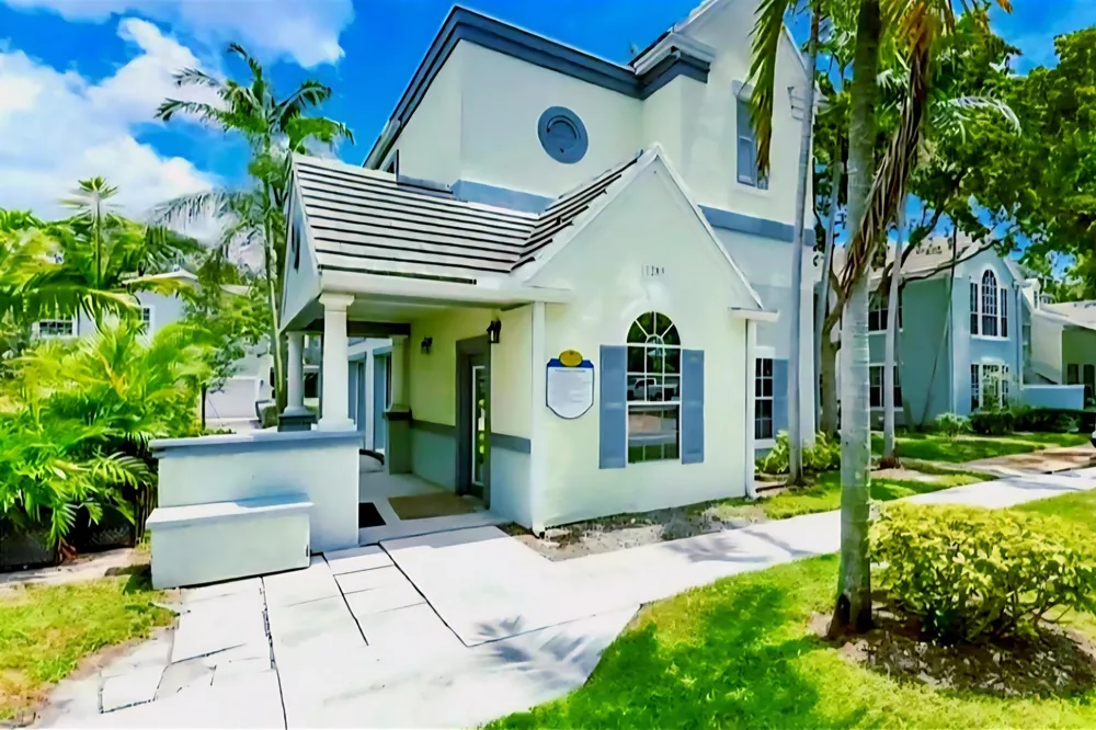 1020 Crystal Way #C Delray Beach, FL 33444