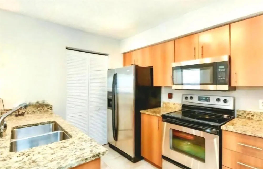 1020 Crystal Way #C Delray Beach, FL 33444