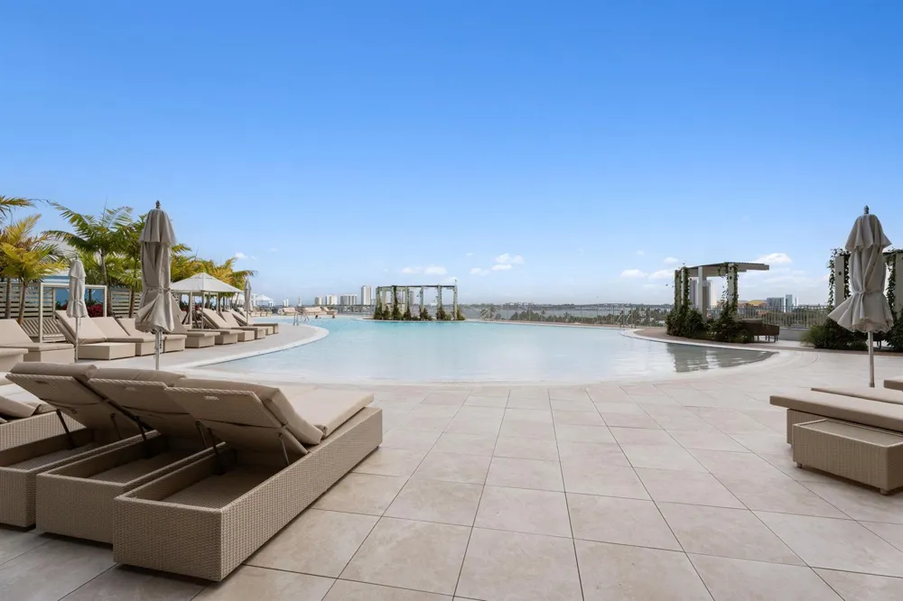 220 Lake Shore Drive #1523 Lake Park, FL 33403