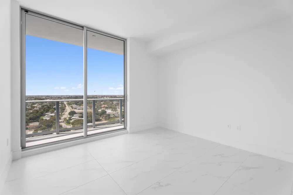 220 Lake Shore Drive #1523 Lake Park, FL 33403
