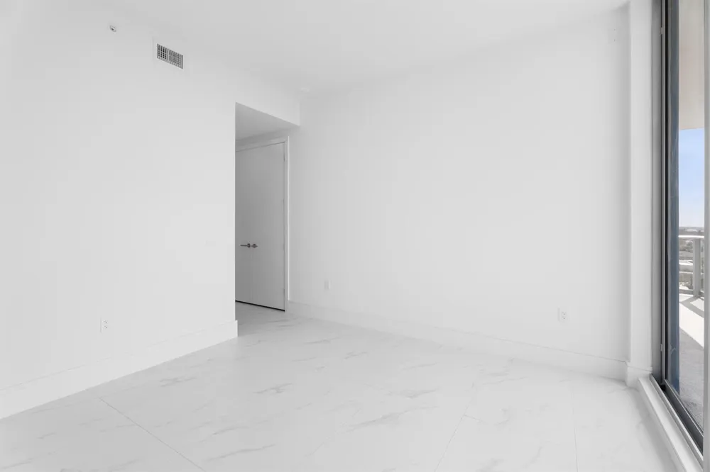 220 Lake Shore Drive #1523 Lake Park, FL 33403