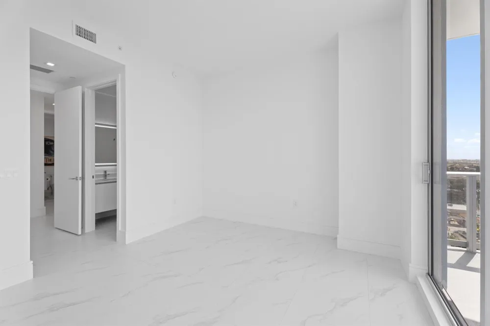 220 Lake Shore Drive #1523 Lake Park, FL 33403
