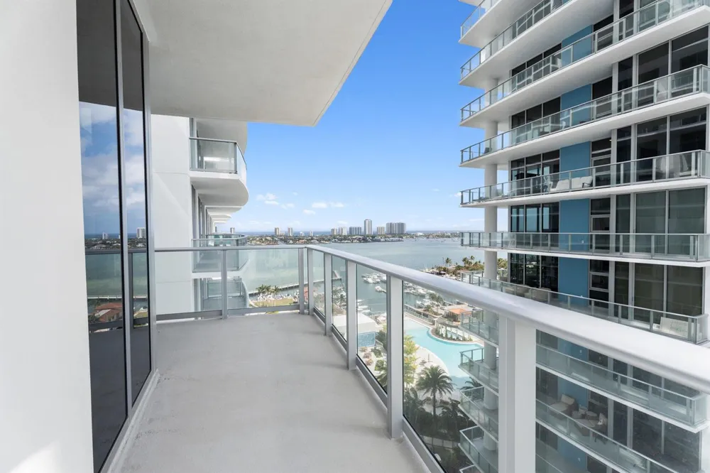 220 Lake Shore Drive #1523 Lake Park, FL 33403