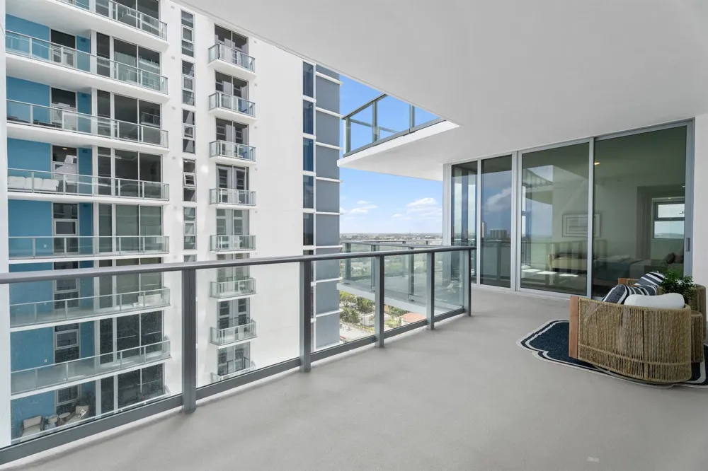 220 Lake Shore Drive #1523 Lake Park, FL 33403