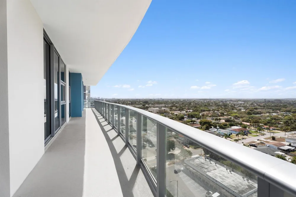 220 Lake Shore Drive #1523 Lake Park, FL 33403