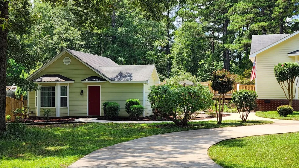 796 Oak Grove Road Griffin, GA 30224