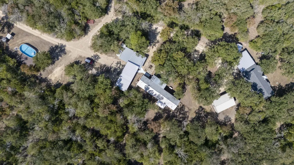 220 Clydesdale Drive Dale, TX 78616