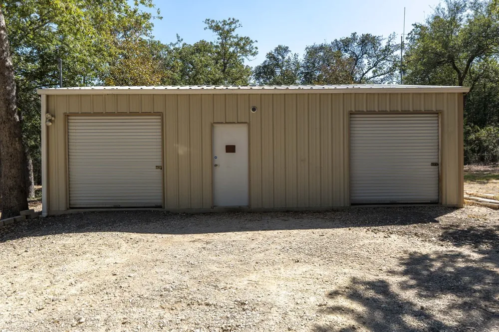 220 Clydesdale Drive Dale, TX 78616