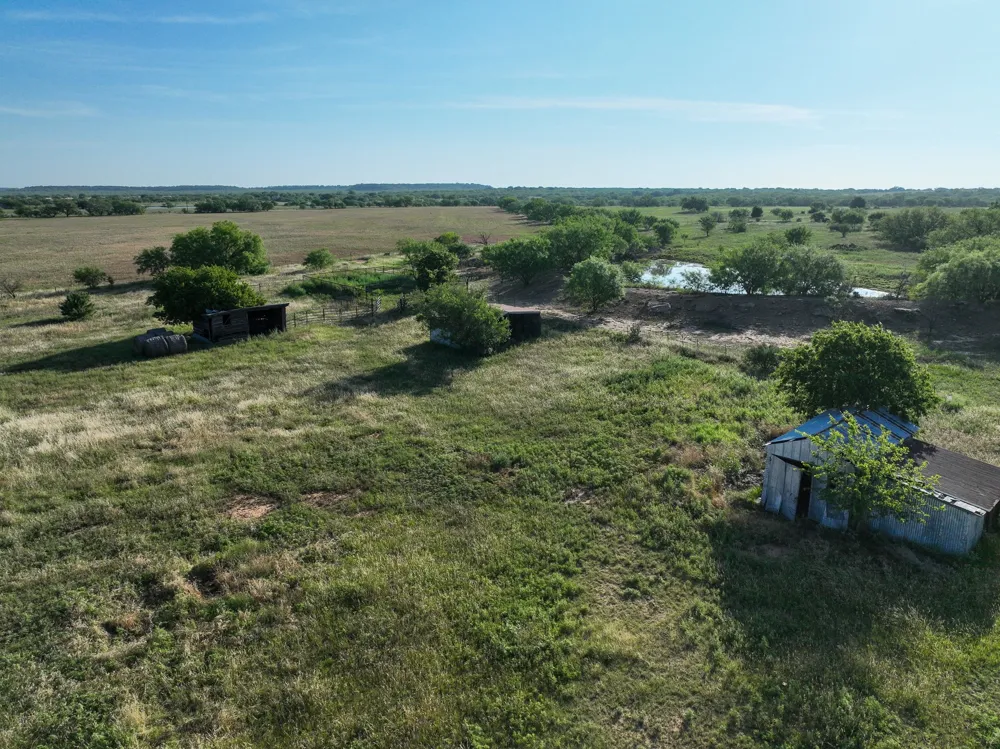 950 County Road 126 Moran, TX 76464