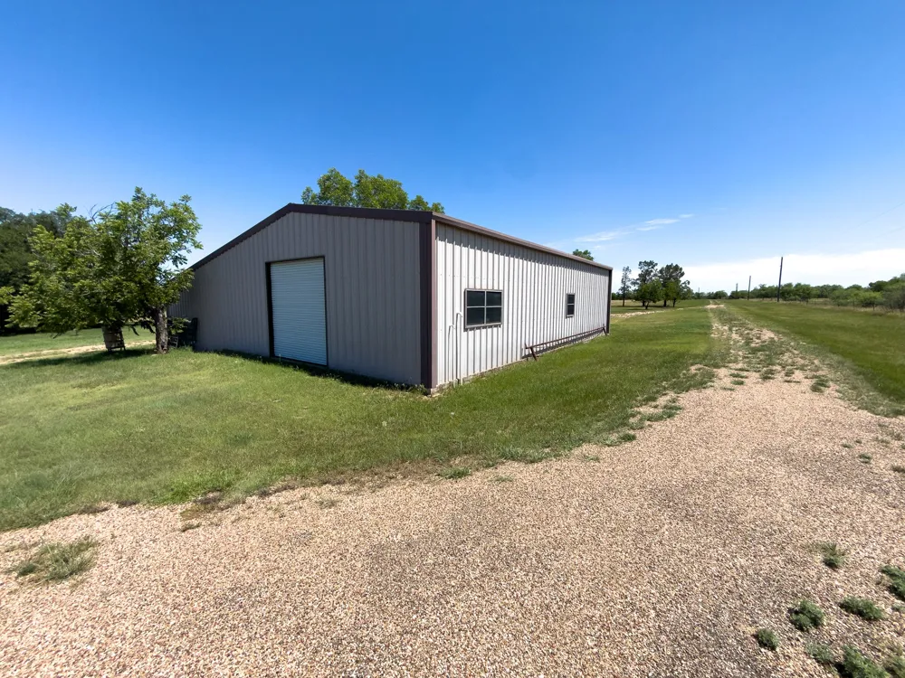 950 County Road 126 Moran, TX 76464