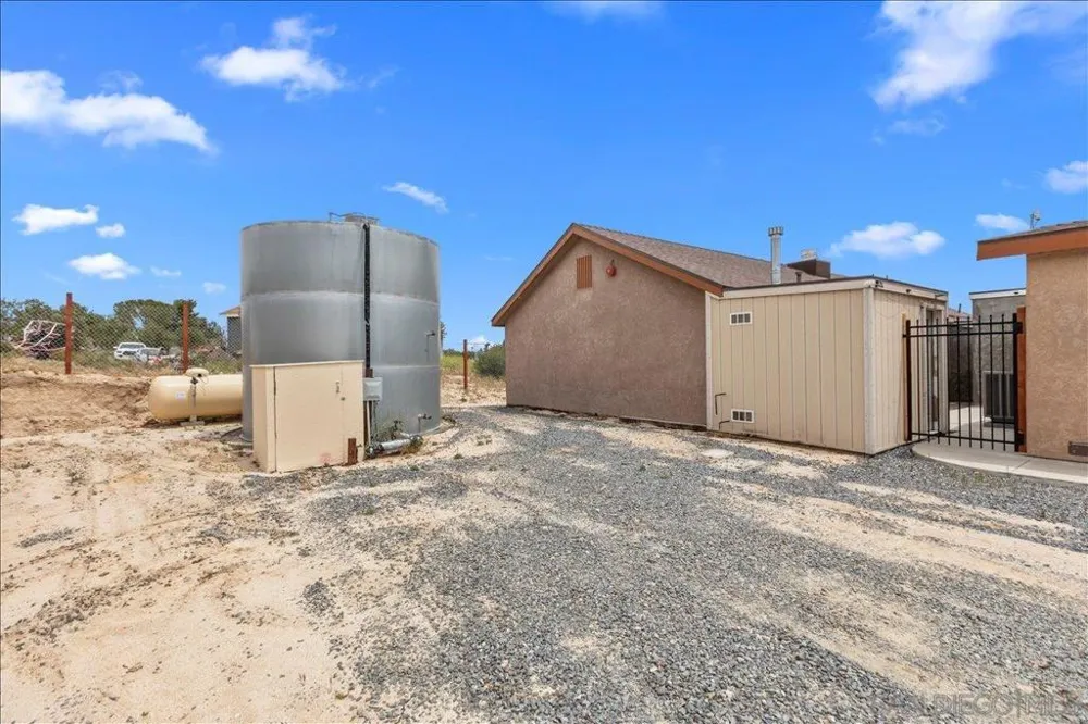 2285 Tierra Heights Rd Boulevard, CA 91905